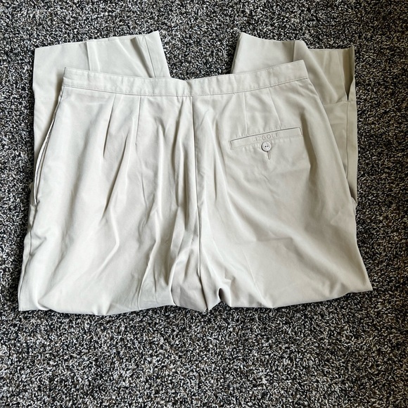 Liz Claiborne Cream Ankle Pants - Picture 5 of 8